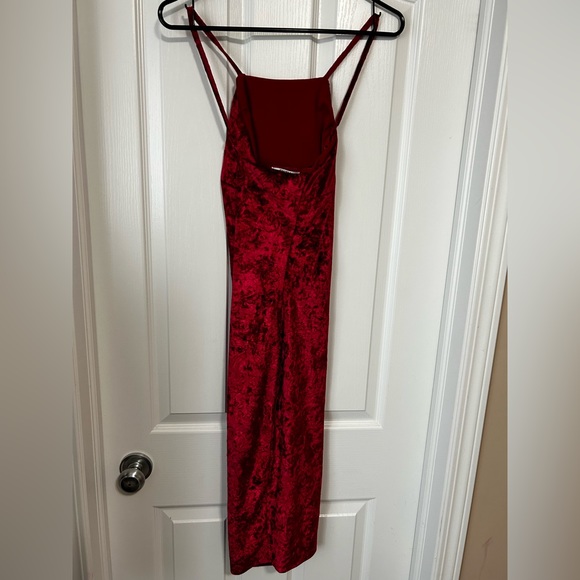 Suzy shier red “velvet” dress US LG - Picture 2 of 3